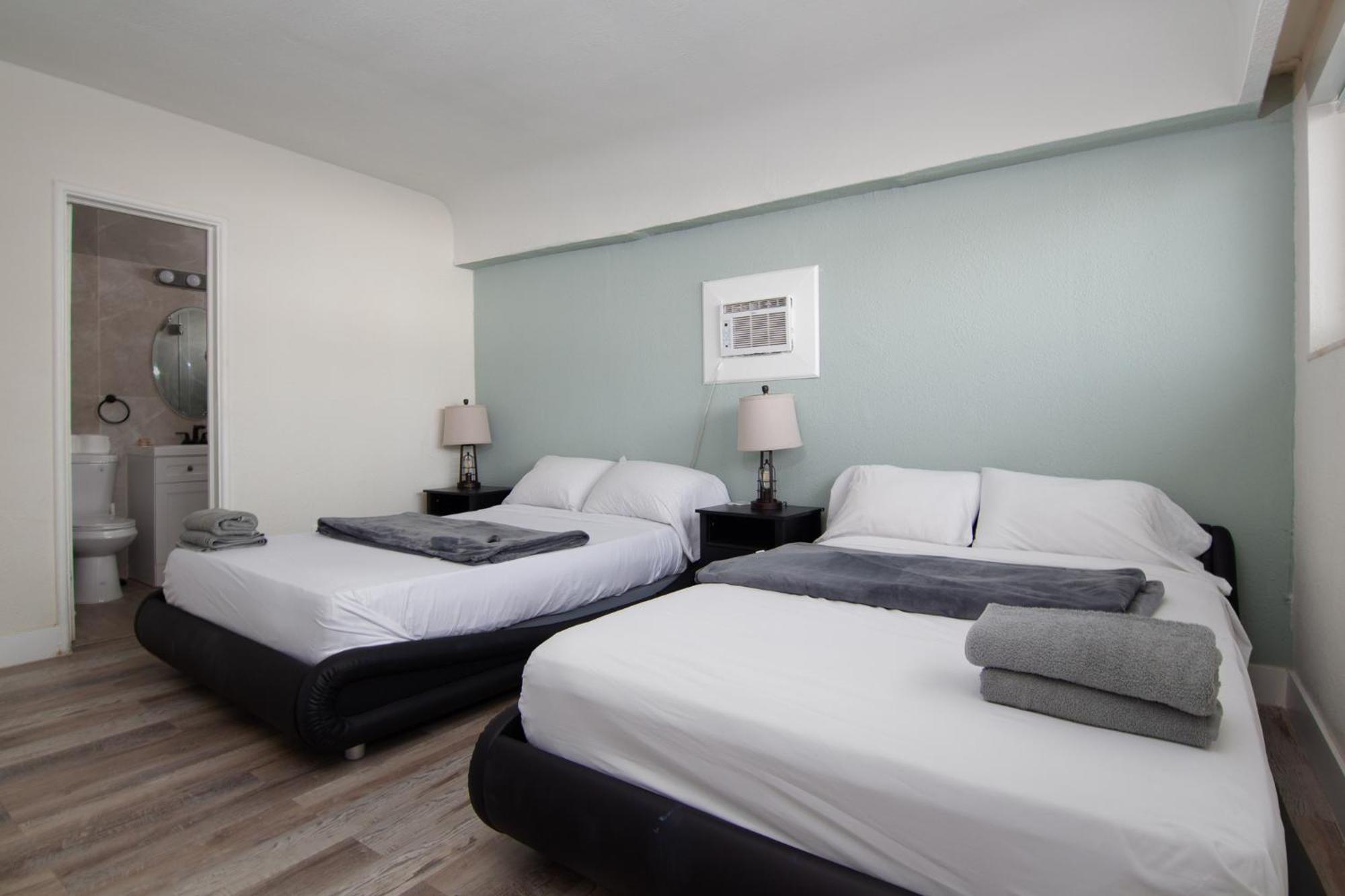 Pousada Suites Голливуд Экстерьер фото