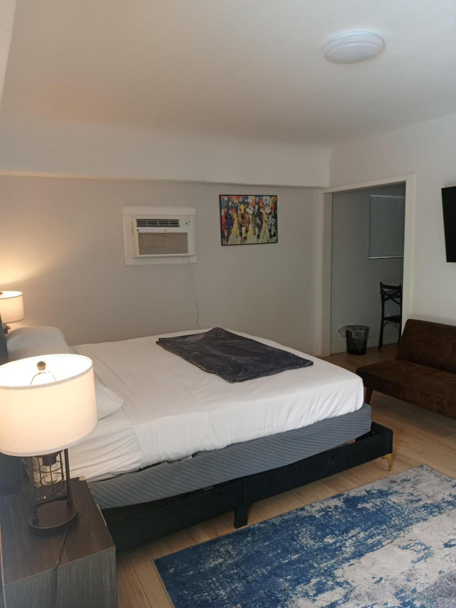 Pousada Suites Голливуд Экстерьер фото